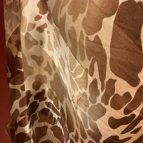 Chiffon Giraffe Print Semi - Picture 4 of 5